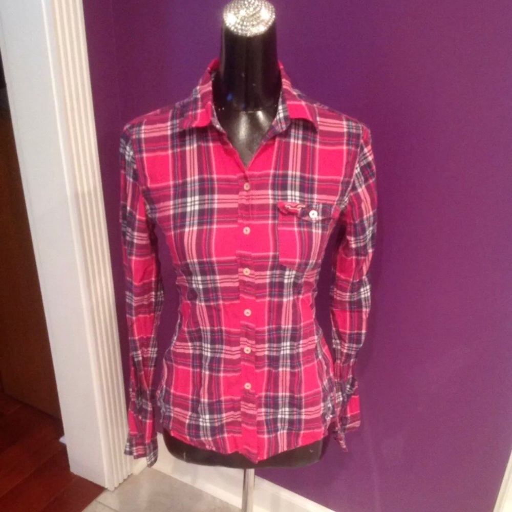 Hollister Pink Plaid Button Up  Juniors M